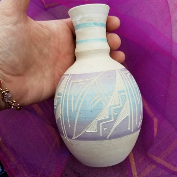 Relisted -Mexican Pottery Vase R. Gonza Pastel - Picture 2 of 8